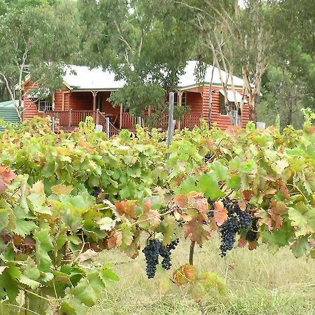 Fergies Hill Spa Cottage @ Granite Ridge Wines Ballandean Exterior foto